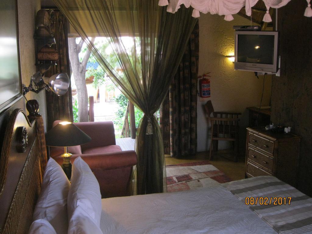 Treetops & Treats Guest House Pretoria-Noord Exterior foto