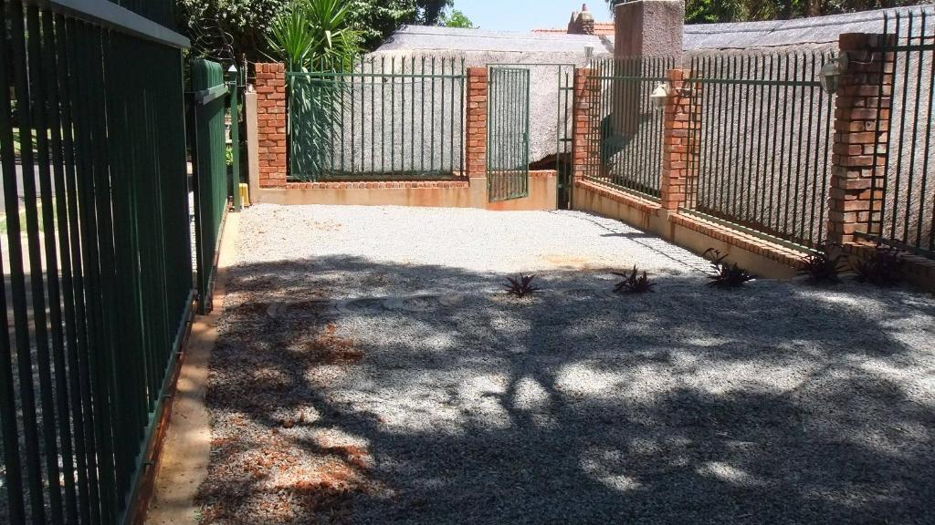 Treetops & Treats Guest House Pretoria-Noord Exterior foto